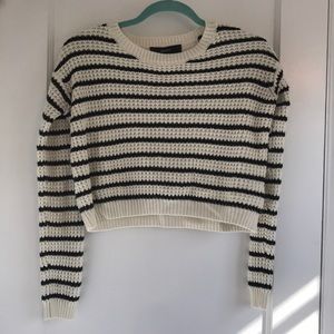 CROPPED STRIPED SWEATER